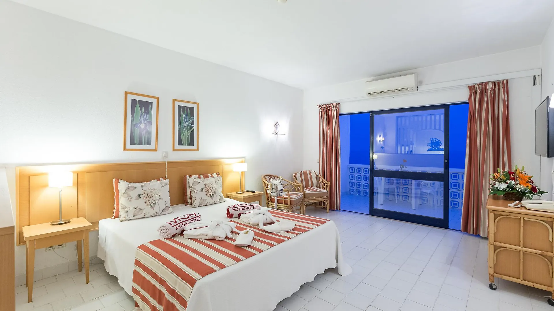 Grand Muthu Oura View Beach Club Αλμπουφέιρα Ξενοδοχείο με διαμερίσματα