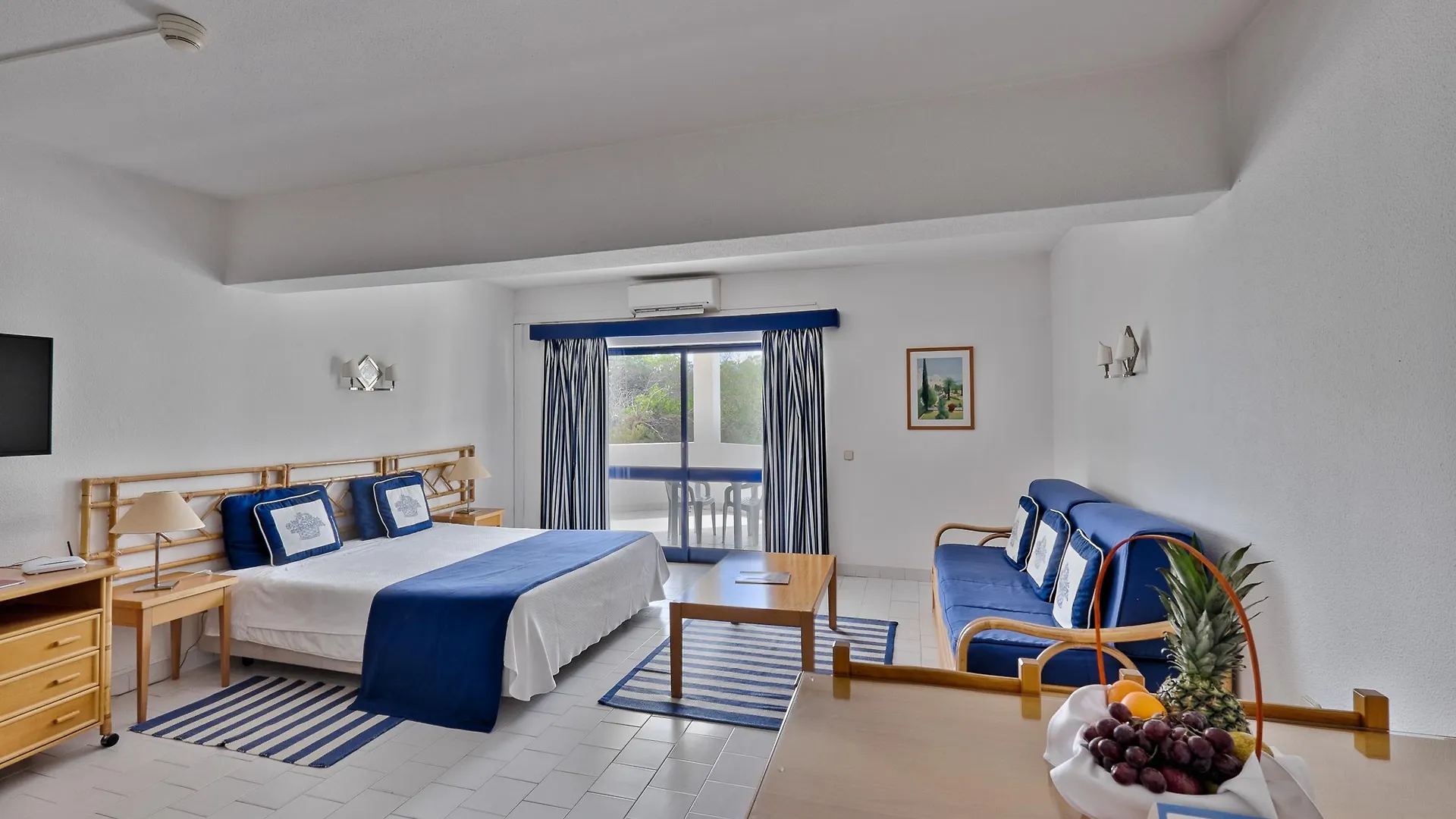 Grand Muthu Oura View Beach Club Albufeira 5*,
