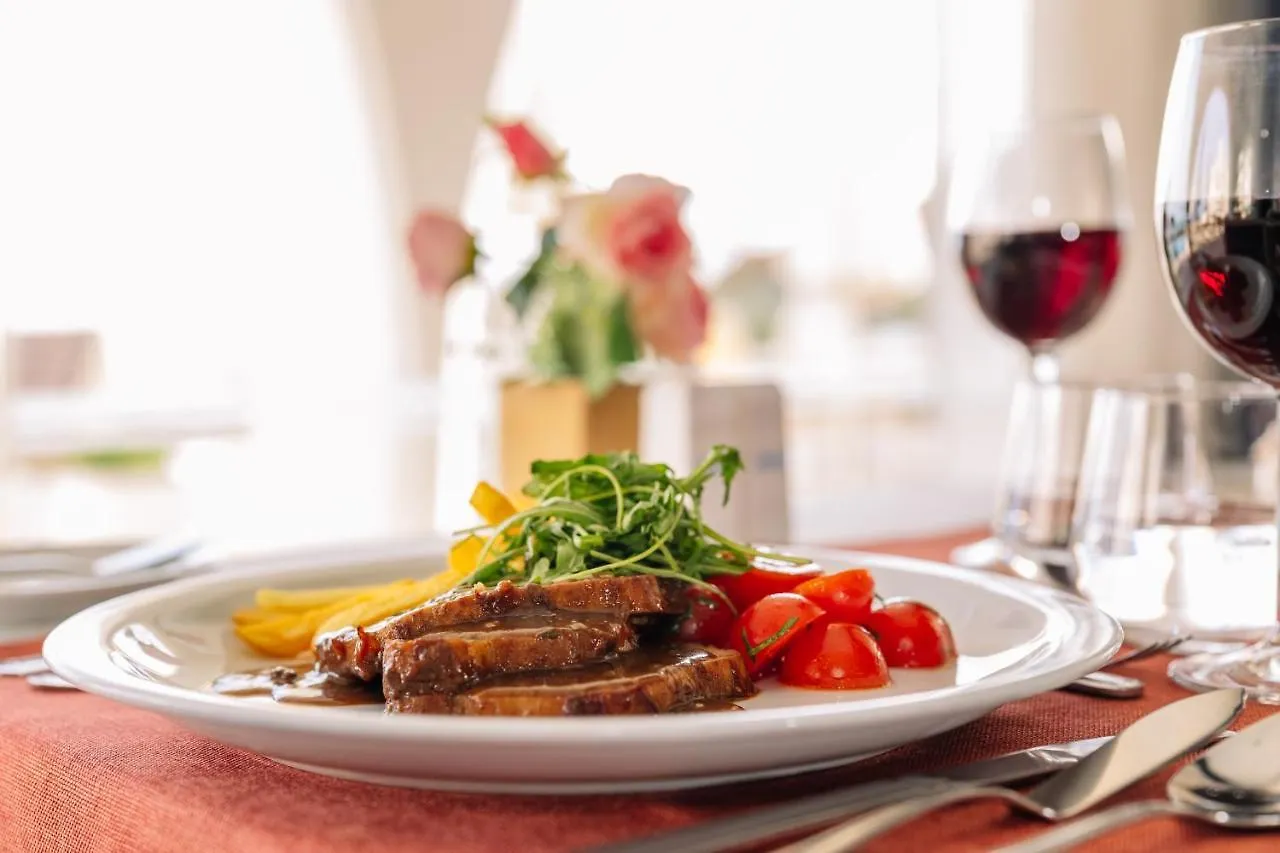 Grand Muthu Oura View Beach Club Albufeira Aparthotel
