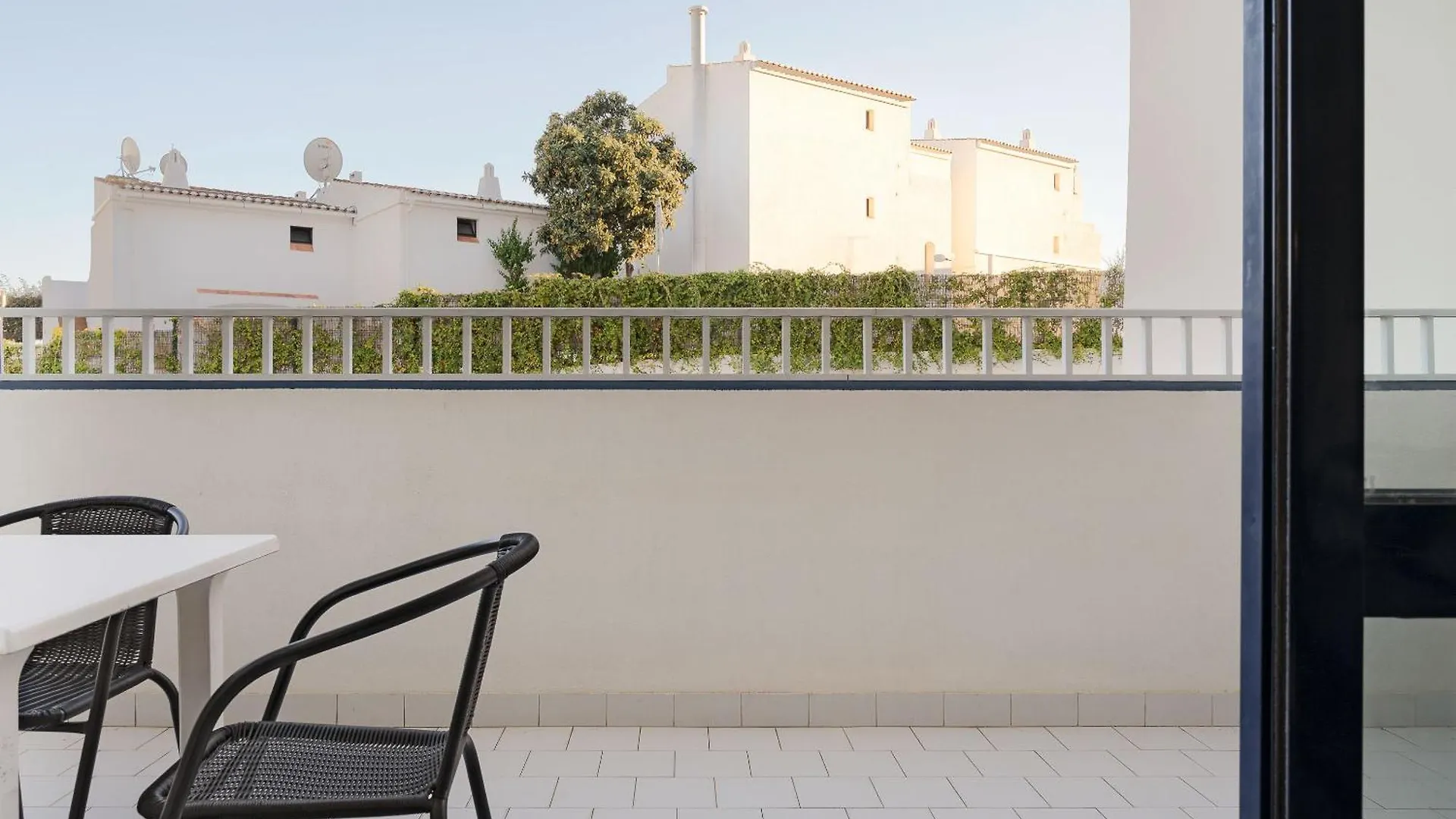 Grand Muthu Oura View Beach Club Albufeira Aparthotel